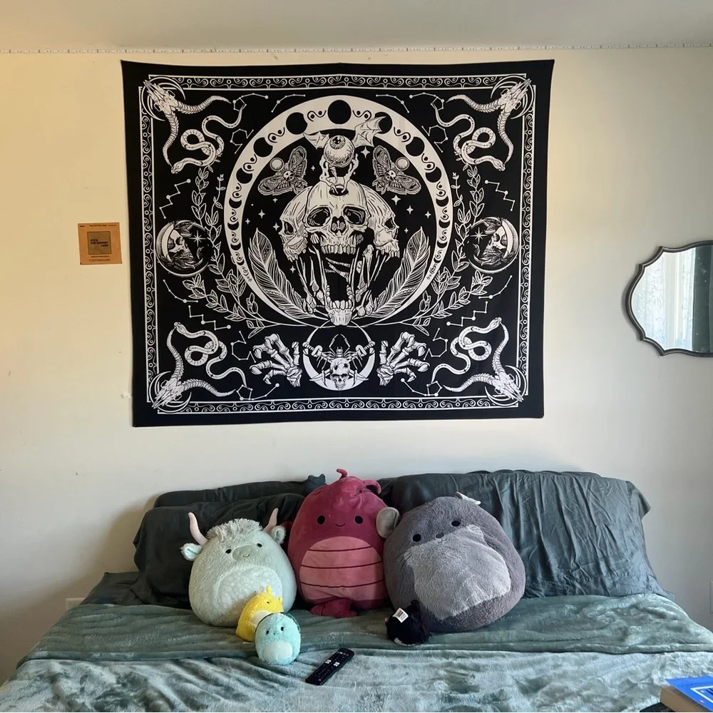 Black and White Skull Tapestry Wall Art - Home Wall Decor